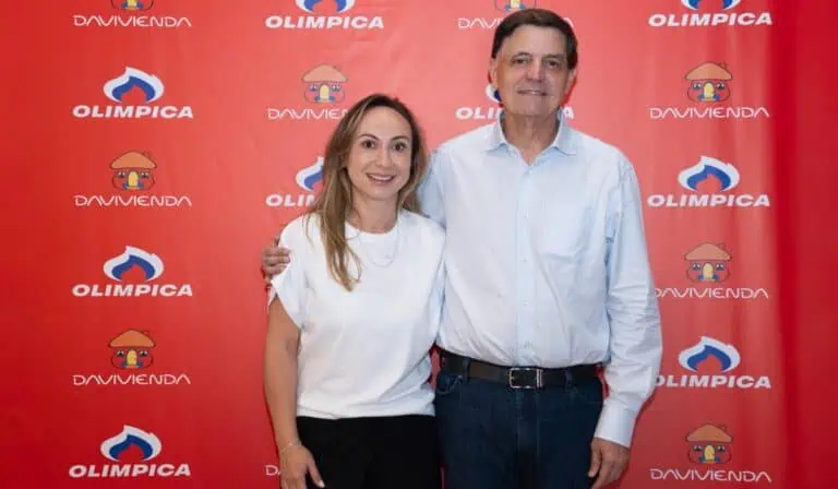 Clientes de Davivienda y DaviPlata tendrán nueva opción para retirar dinero en tiendas Olímpica Nueva alianza entre Davivienda, DaviPlata y tiendas Olímpica para ofrecer corresponsalía bancaria.