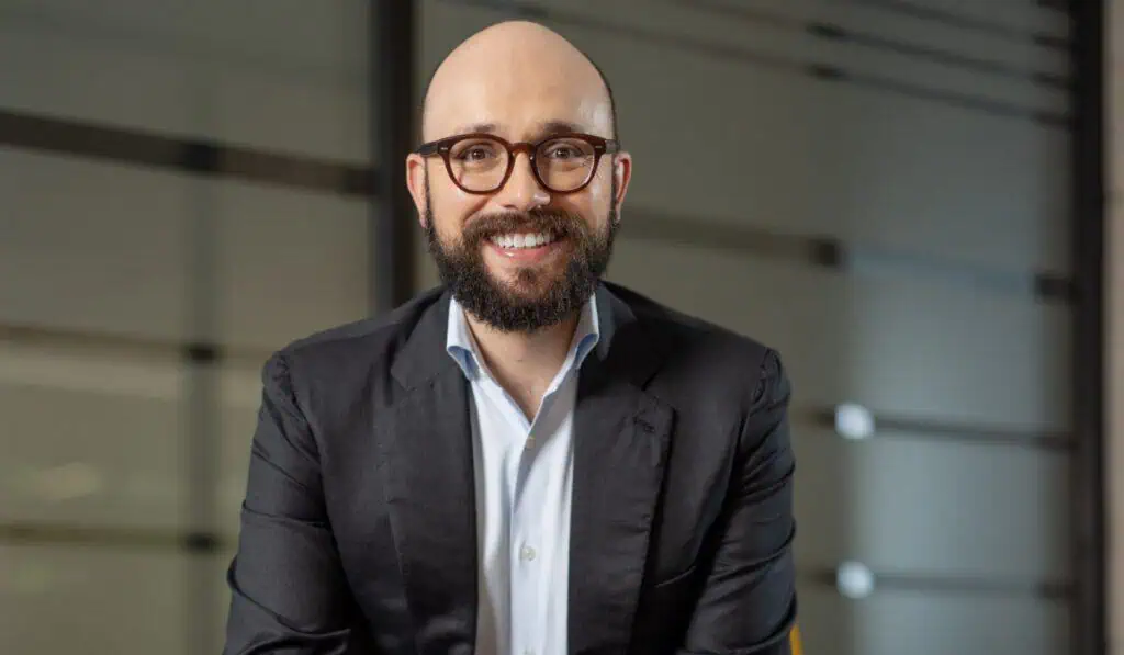 Entrevista | Patria Investments avanza en nuevo parque solar en Santander tras venta de Puerta de Oro; ve oportunidades en negocio de baterías Pablo Cano, Managing Director de Patria Investments. Imagen: Patria Investments