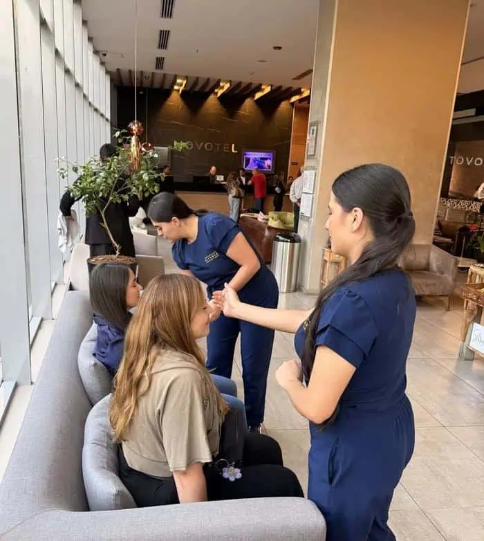 Medellín entra en la economía de la longevidad con apuesta de Novotel por el bienestar cotidiano como nuevo diferencial Para Novotel, el bienestar se estructura alrededor de cuatro pilares: dormir, comer, moverse y conectar