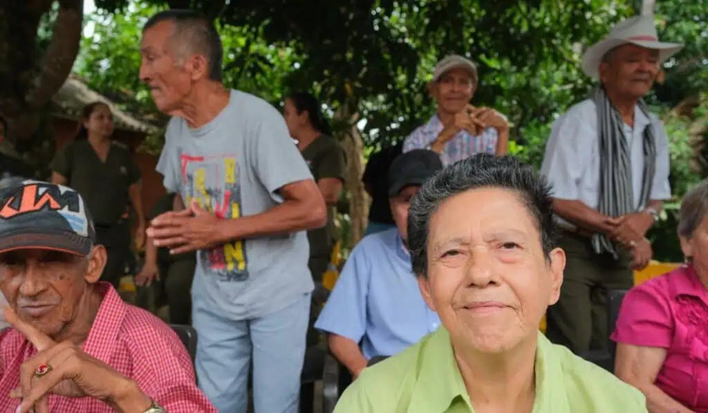 ¿Les seguirán descontando a los pensionados en Colombia todo el 12 % por salud en la reforma? Pensión, pensiones, pensionado, reforma pensional