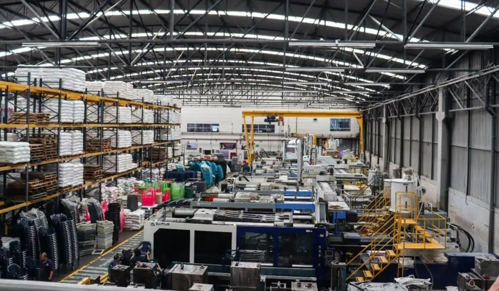Entrevista | Colplast espera llegar a más países de Latinoamérica: prepara nuevos lanzamientos y revela proyecciones de crecimiento Planta de Colplast