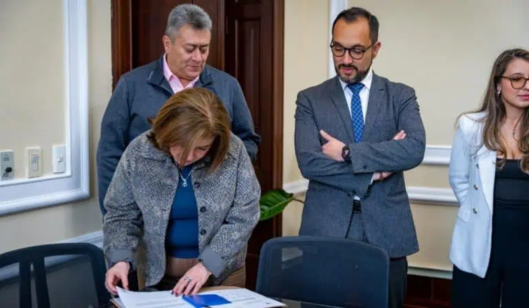 Cancillería radica tres proyectos de ley para abrir nuevos mercados de Colombia en Asia-Pacífico Radicación de proyectos