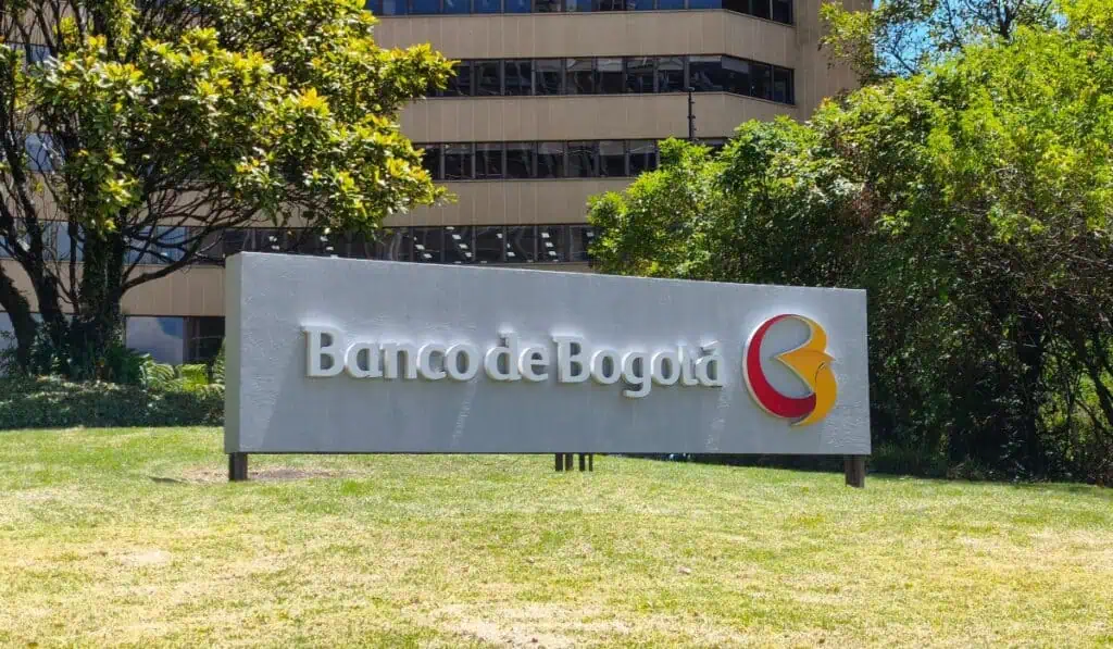 Banco de Bogotá avanza en estrategia para aprovechar finanzas abiertas; busca $1 billón en transacciones desde API Sede principal del Banco de Bogotá