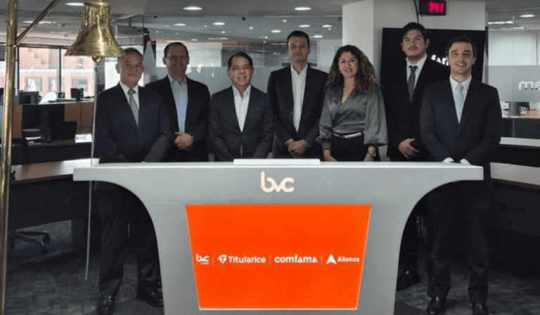 Titularice lleva a Comfama al mercado de valores por primera vez: así fue la emisión por casi $50.000 millones Titularice lleva a Comfama al mercado de valores por primera vez