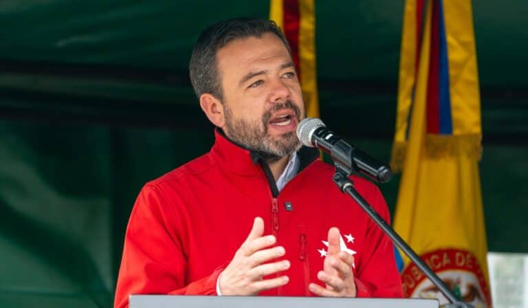 “Existe el riesgo” de un apagón en Bogotá, dice el alcalde Galán: ¿Ya hay fecha? galan habla de riesgo de apagon en bogota