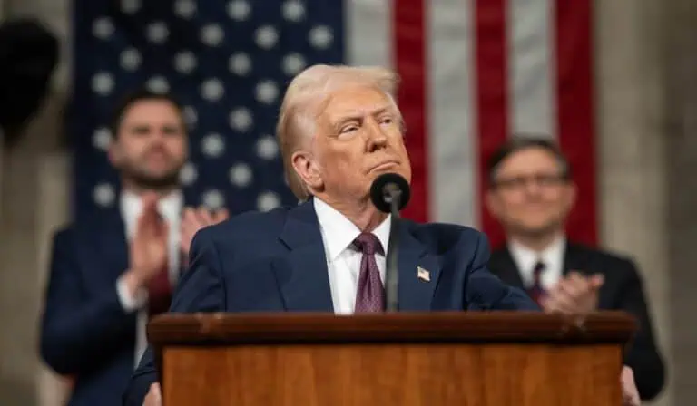 Atención | Gobierno Trump mantiene descertificación a Colombia en la lucha contra el narcotráfico gobierno trump descertificación a Colombia en la lucha contra el narcotráfico