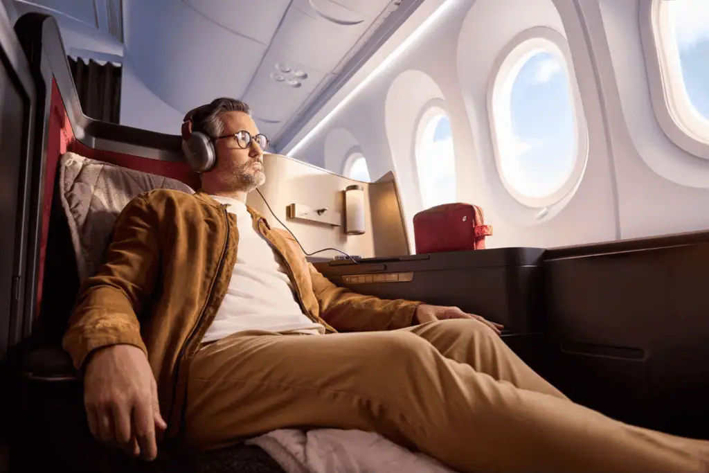 Avianca renueva oferta premium en Colombia y las Américas: nuevas suites en vuelos, menús de lujo y cambios en salas VIP Esta evolución de Insignia by Avianca incorpora desde 2027 una nueva cabina que incluye suites con mayor privacidad y confort. Foto: Avianca.