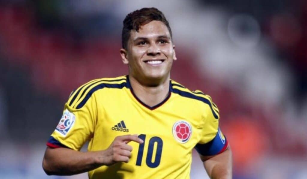 Juan Fernando Quintero reveló que no volverá a jugar con la Selección Colombia Quintero debutó con la Selección mayor el 16 de octubre de 2012, bajo la dirección del argentino José Pékerman