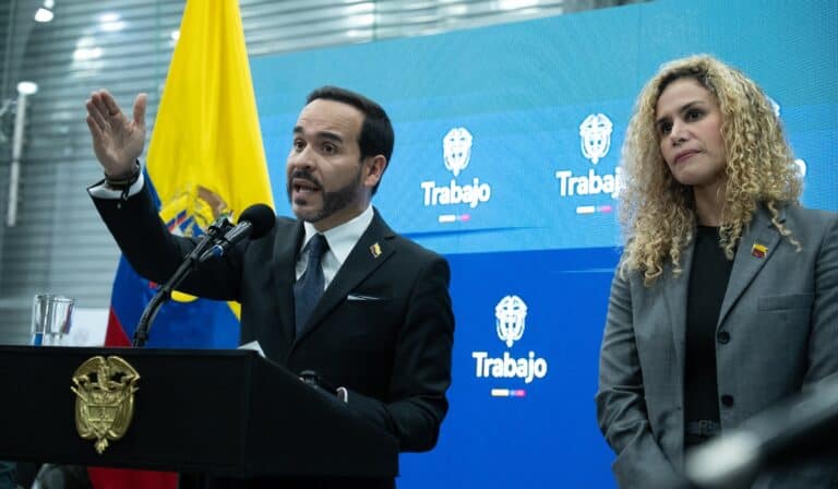 De la Espriella ordena crear política nacional para reducir la informalidad laboral