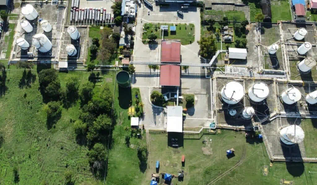 Chevron planea invertir más de US$100 millones en Colombia y espera alcanzar 200 estaciones de servicio Actividad de Chevron. Imagen: Chevron