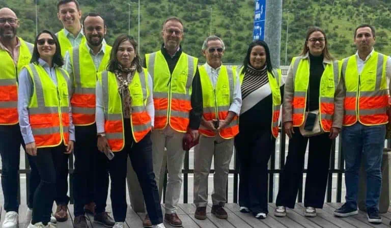 Home - Valora Analitik CCI lleva a empresarios a Chile