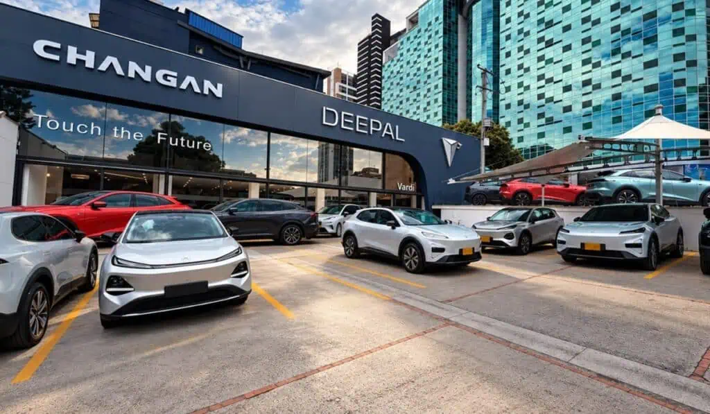 Changan y Deepal amplían su operación en Bucaramanga con la apertura de nueva vitrina: proyectan abrir más puntos de atención en el país Changan y Deepal amplían su operación en Bucaramanga con la apertura de nueva vitrina