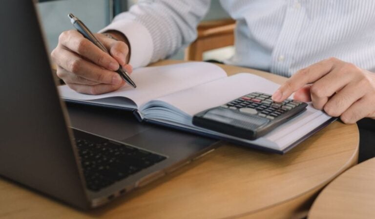 Claves del reporte mensual de facturación electrónica que envía la DIAN: ¿qué se debe revisar? Claves del reporte mensual de facturación electrónica que envía la DIAN