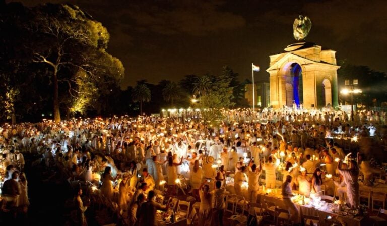 Diner en Blanc Cartagena espera reunir a 1.000 asistentes: inversión en producción asciende a $650 millones Diner en Blanc Cartagena espera reunir a 1.000 asistentes