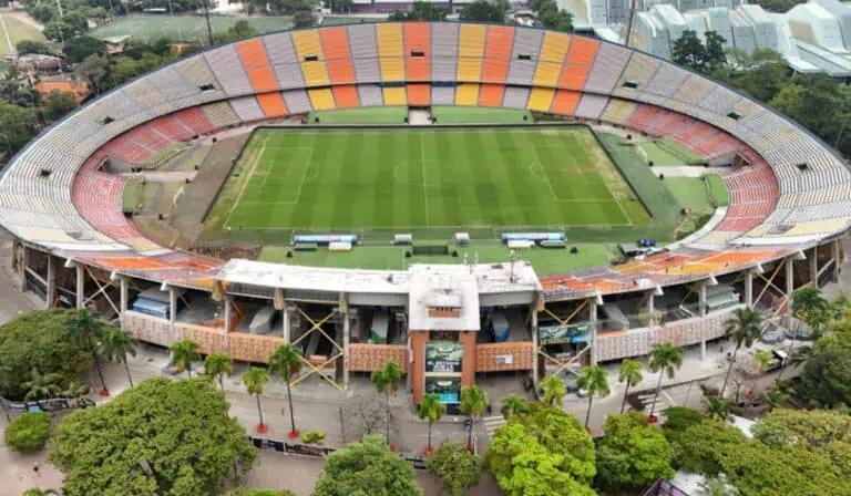 Estadio Atanasio Girardot de Medellín termina primera fase de obras y prepara licitación para su modernización Estadio Atanasio Girardot de Medellín termina primera fase de obras