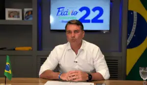 Home - Valora Analitik Flávio Bolsonaro, candidato del Partido Liberal