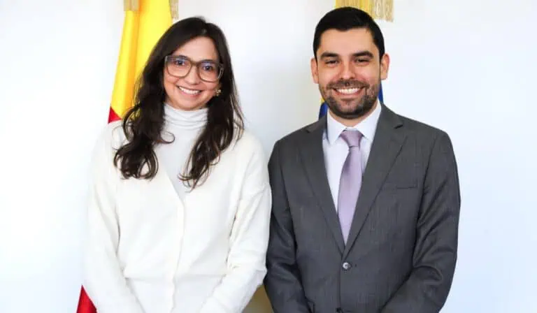 Jorge Llano Salamanca es el nuevo subsecretario técnico de Hacienda de Bogotá tras su paso por el AMV Jorge Llano Salamanca es el nuevo subsecretario técnico de Hacienda de Bogotá