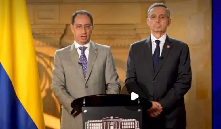 Gobierno de la Espriella expedirá hoy decreto de Presupuesto de 2027 por $635 billones José Manuel Restrepo, vicepresidente de Colombia; y Miguel Gómez, ministro de Hacienda. Imagen: foto captura video Casa de Nariño