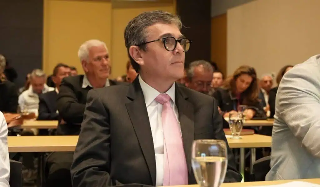 Primicia | Empresas mineras en Colombia duplicarán su producción en 2027: se espera 'boom' de proyectos Juan Camilo Valencia, presidente de la ANM. Imagen: ANM
