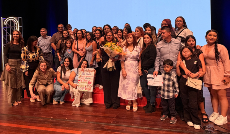 Marlen Quiñones, la FamiEmpresaria 2026 que creó empleo flexible para madres en Medellín con Maintegral La FamiEmpresaria 2026 que creó empleo flexible para madres en Medellín con Maintegral