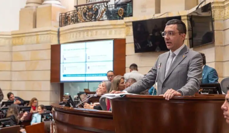 Gobierno propone simplificar trámites para empresas con proyecto de ley de competitividad Manuel Alejandro Naranjo, viceministro de Desarrollo Empresarial