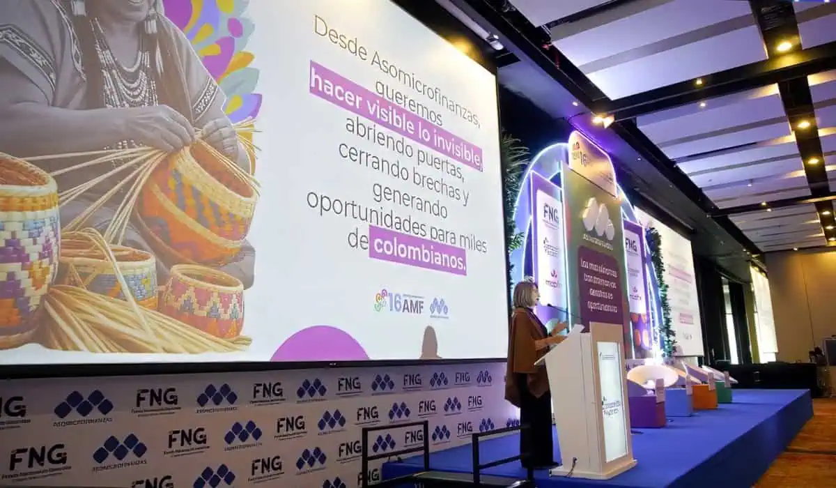 Home - Valora Analitik María Clara Hoyos, presidenta de Asomicrofianzas