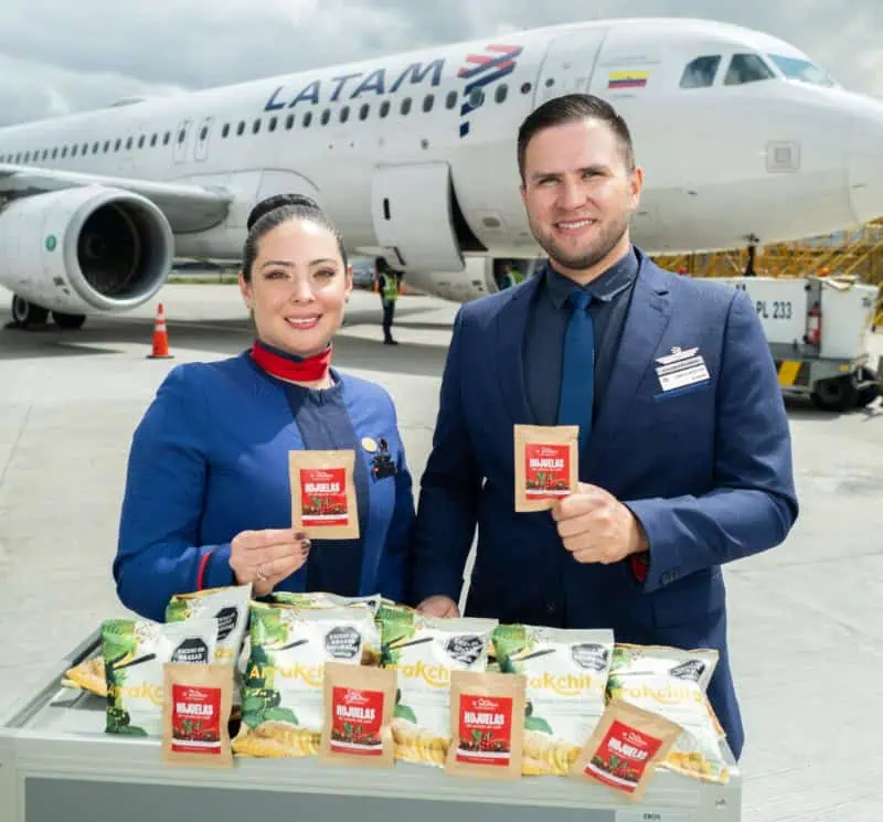 Latam Airlines Colombia inicia la celebración de sus 15 años con productos de empresarios del Tolima a bordo Productos de empresarios del Tolima en Latam