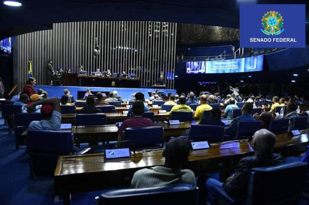 Brasil: Partido Liberal de Flávio Bolsonaro se consolida como primera fuerza en Senado y Cámara de Diputados Senado Brasil
