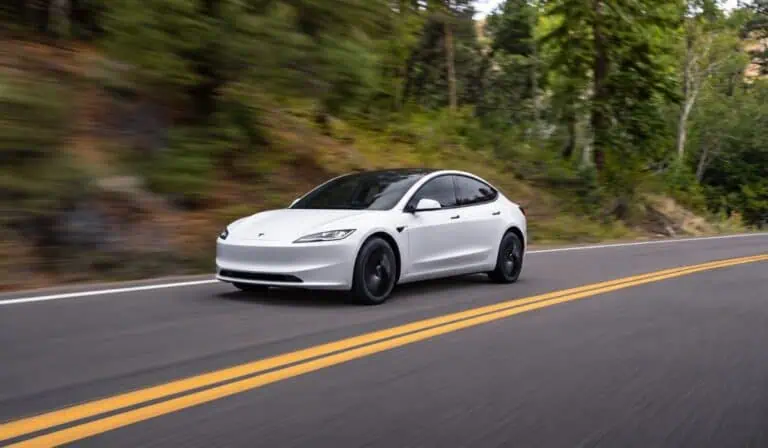 Tesla ofrece financiación al 0 % para sus carros Model 3 y Model Y en Colombia Tesla ofrece financiación al 0 % para sus carros Model 3 y Model Y en Colombia