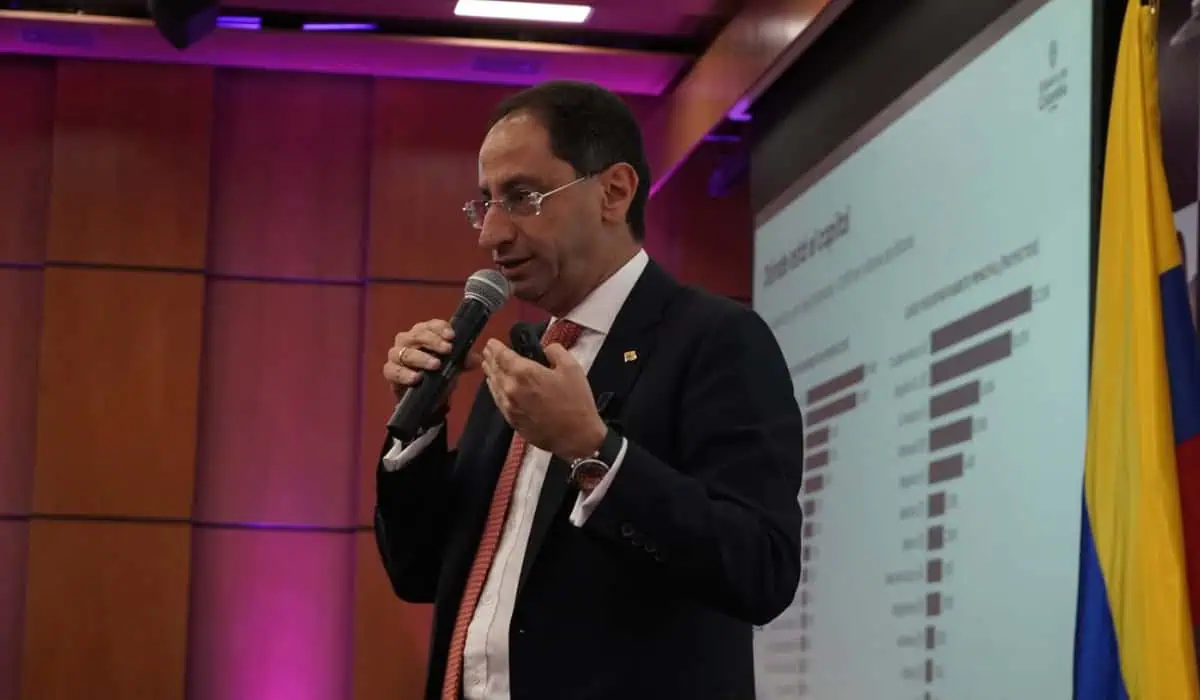Home - Valora Analitik Vicepresidente José Manuel Restrepo